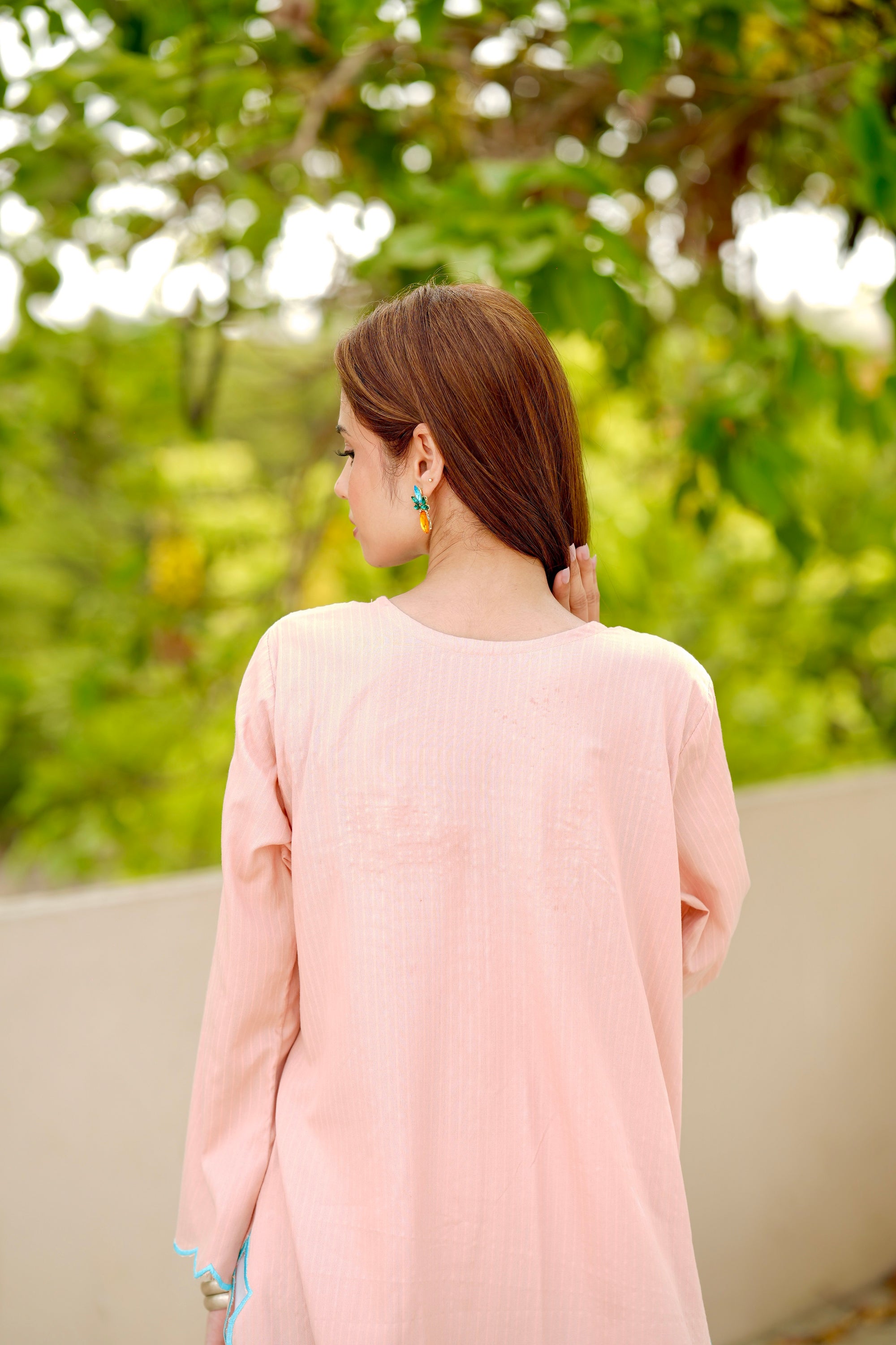 Peach Aura
